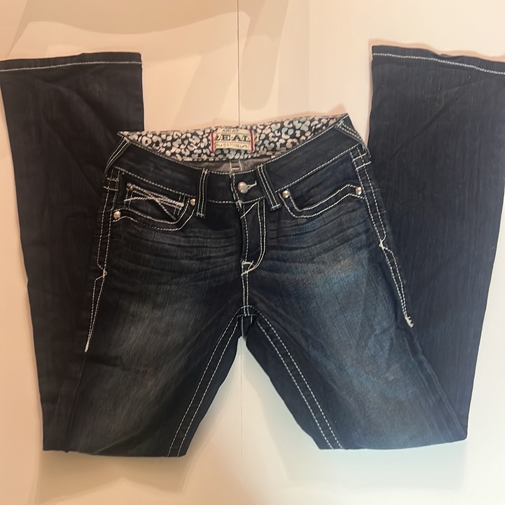 Ariat R.E.A.L. Mid Rise Stretch Entwined Boot Cut Jean size 28